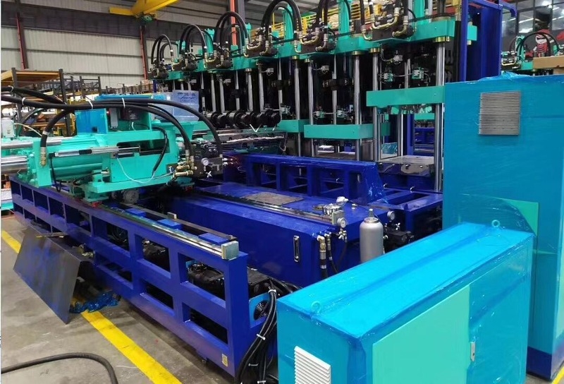 PVC Plastic Injection Molding Shoe Machinery with 270m3 Injection Capacity and 1400*700*1200mm Specifications