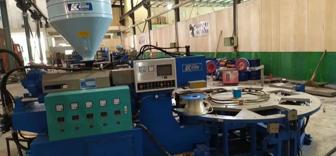 6 Stations PVC Injection Molding Shoe Machine Multicolor Automatic 5